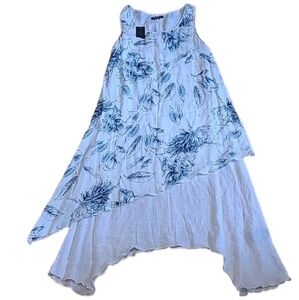 SM 3/$30 NWT White Floral Lagenlook Maxi Dress Suzy Shier flowy gauzy crinkle